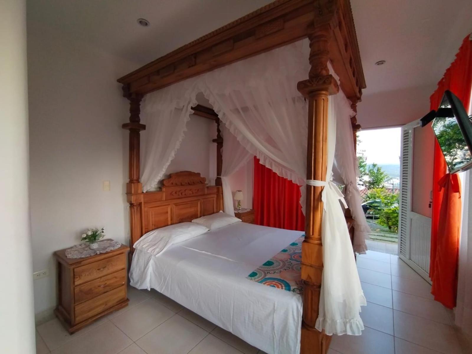 La Badea Finca Hotel Villa Ilusion מראה חיצוני תמונה
